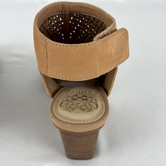 Vince Camuto Nude Leather Peep-Toe Sandal Stacked Heel - Dastana, Sz 7M. - Picture 10 of 13